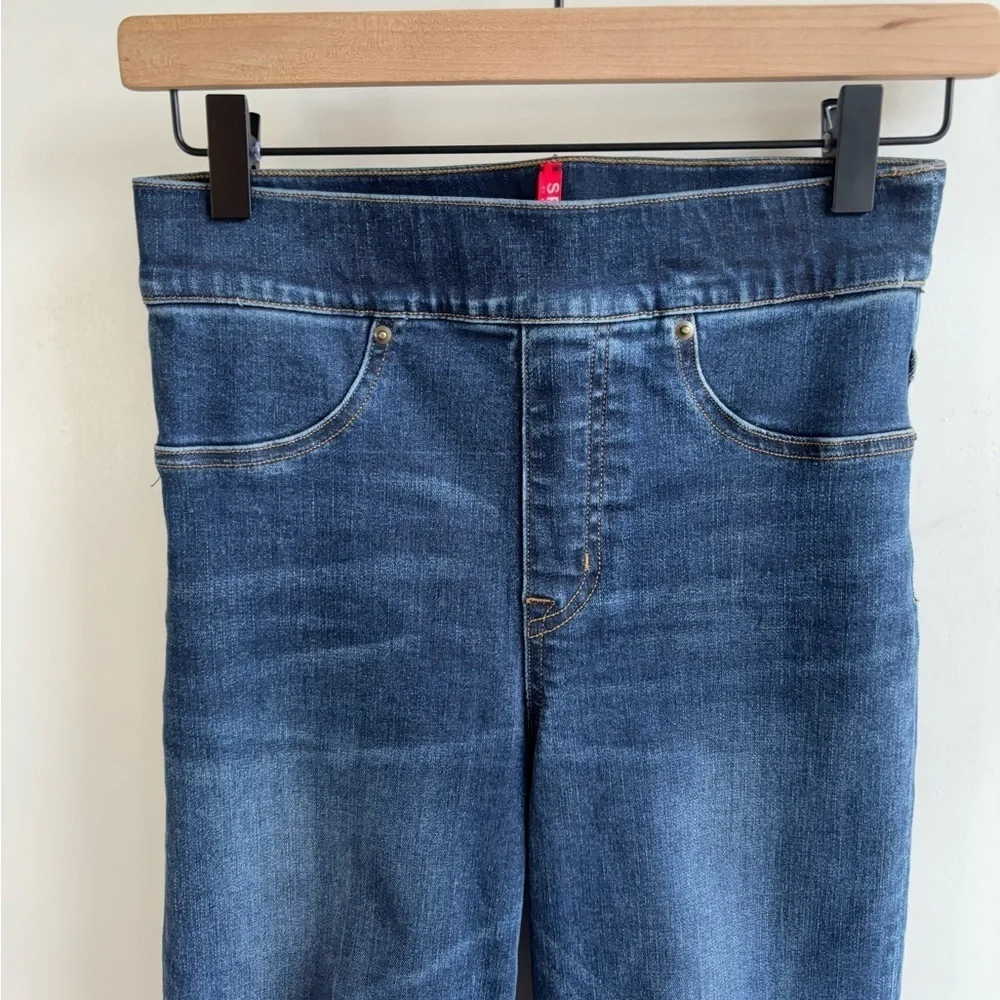 Spanx Spanxshape High Rise Everywear Flare Jeans‎ XS Classic layered comfort